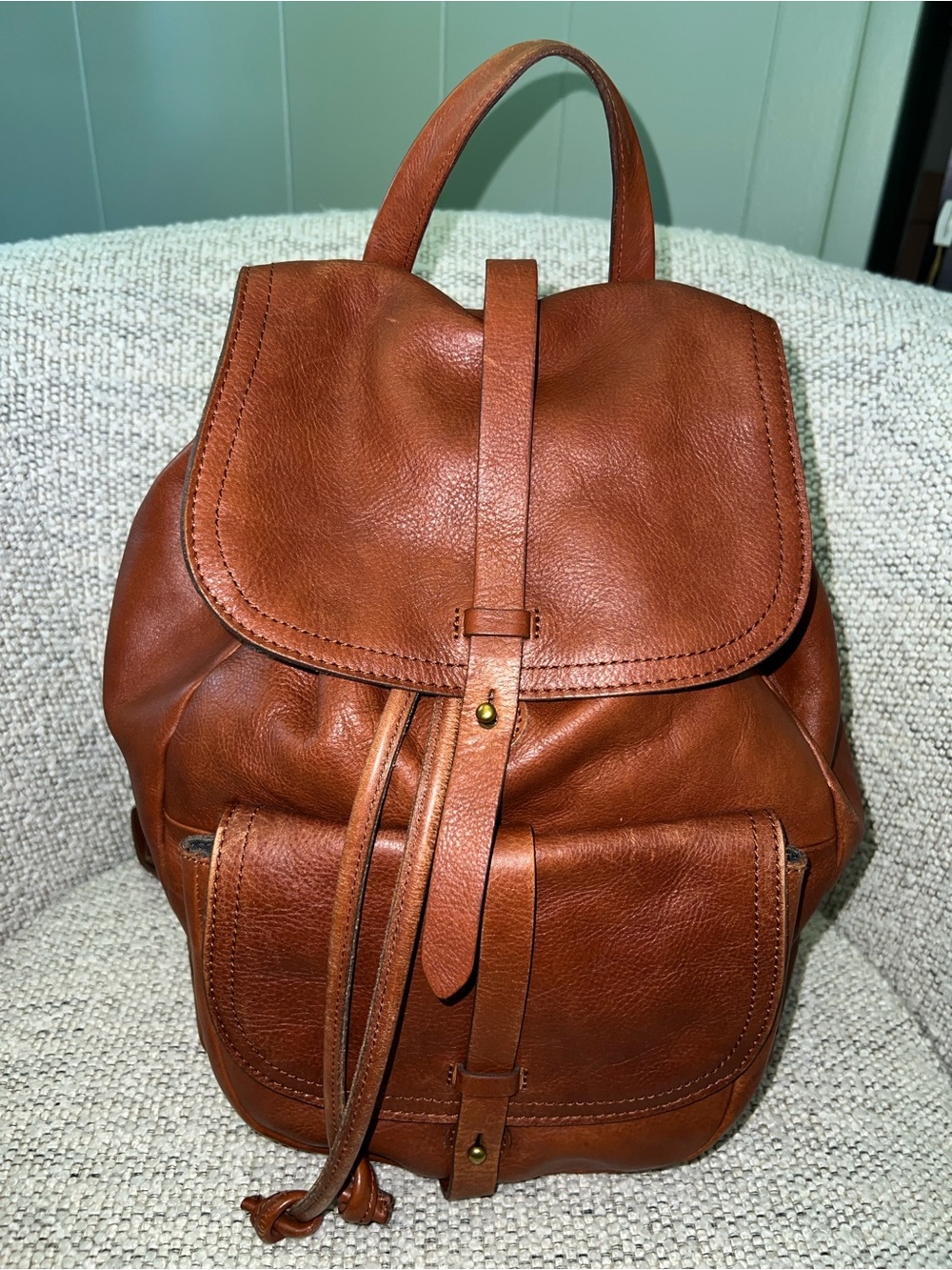 Madewell 'The Transport" Rucksack is crafted from brown leather